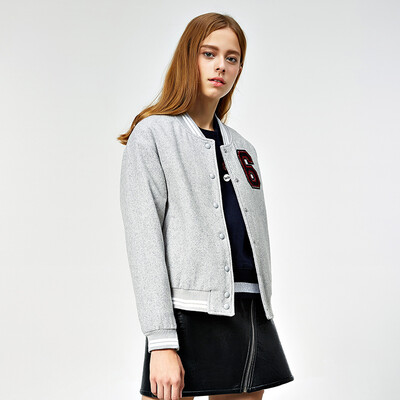 UR Youth Women Casual Digital Вышитые бейсбольные шорты с коротким курткой YVS2R1BB2001 Светло-серый S
UR Youth Women Casual Digital Вышитые бейсбольные шорты с коротким курткой YVS2R1BB2001 Светло-серый S