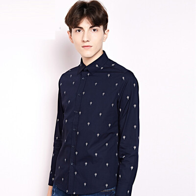 Dance with wolves DANCING WOLVES cotton floral men shirt 379305500 possession of green 175 92A
Dance with wolves DANCING WOLVES cotton floral men shirt 379305500 possession of green 175 92A