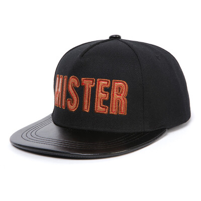 Vedderna vedordna baseball cap fashion hats men&women Korean version of the hip-hop hip-hop sports letters shade duck cap VD0012 black uniform
Vedderna vedordna baseball cap fashion hats men&women Korean version of the hip-hop hip-hop sports letters shade duck cap VD0012 black uniform