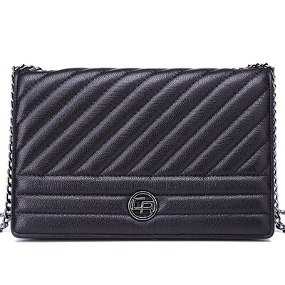 Crocodile CROCODILE Korean Striped Women Bag Sheepskin Shoulder Bag Messenger Bag Female 12641068-01 Black
Crocodile CROCODILE Korean Striped Women Bag Sheepskin Shoulder Bag Messenger Bag Female 12641068-01 Black