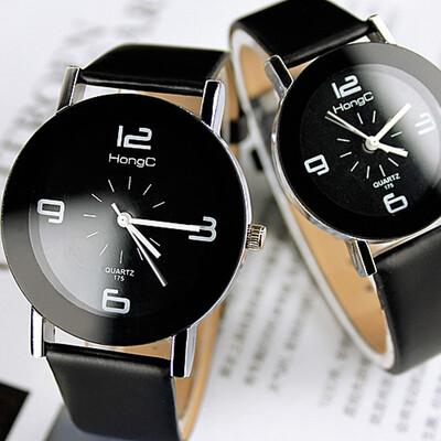 Fashion Belt Table Student Hand Buttoned Round Male and Female Quartz Simple Couple on the table YZL0515TH-1
Fashion Belt Table Student Hand Buttoned Round Male and Female Quartz Simple Couple on the table YZL0515TH-1