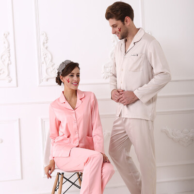 Playboy 4807 Couple Pajamas Men&39s Silk Home Men&39s Cardigan Cardigan Long Sleeve Men&39s Pajamas Set Apricot
Playboy 4807 Couple Pajamas Men&39s Silk Home Men&39s Cardigan Cardigan Long Sleeve Men&39s Pajamas Set Apricot