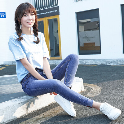 VIVAHEART Korean fashion low waist wear spot pattern small feet cowboy nine pants female VWKN172435 blue 28
VIVAHEART Korean fashion low waist wear spot pattern small feet cowboy nine pants female VWKN172435 blue 28