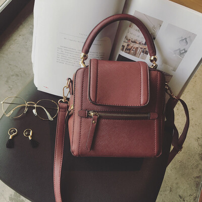 Jiabaisi handbag Dome Top-Handle Zip Pu leather Shoulder bag with detachable Strap Cool Purse multipurpose crossbody bag
Jiabaisi handbag Dome Top-Handle Zip Pu leather Shoulder bag with detachable Strap Cool Purse multipurpose crossbody bag