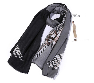 2017 New Fashion Summer Beach Scarves Owl Women Silk Scarf Blue Green Black Violet Cute Cappa Sun Block Voile Shawl
2017 New Fashion Summer Beach Scarves Owl Women Silk Scarf Blue Green Black Violet Cute Cappa Sun Block Voile Shawl