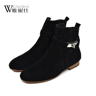Persun good quality boot winter balck pebbling patent leather short boots causl style women boots
Persun good quality boot winter balck pebbling patent leather short boots causl style women boots