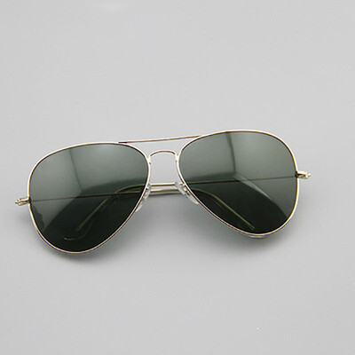 Star models classic sunglasses male glass polarized sunglasses super anti-glare driver sunglasses
Star models classic sunglasses male glass polarized sunglasses super anti-glare driver sunglasses