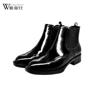 Persun good quality boot winter balck pebbling patent leather short boots causl style women boots
Persun good quality boot winter balck pebbling patent leather short boots causl style women boots