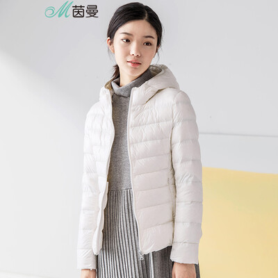 Yinman (INMAN) 2017 autumn and winter new basic models down jacket thin hooded short section of the simple Slim down jacket 186312
Yinman (INMAN) 2017 autumn and winter new basic models down jacket thin hooded short section of the simple Slim down jacket 186312
