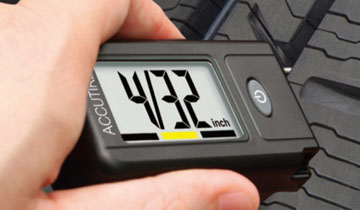 美国ACCUTIRE 液晶数显轮胎压力表气压计轮