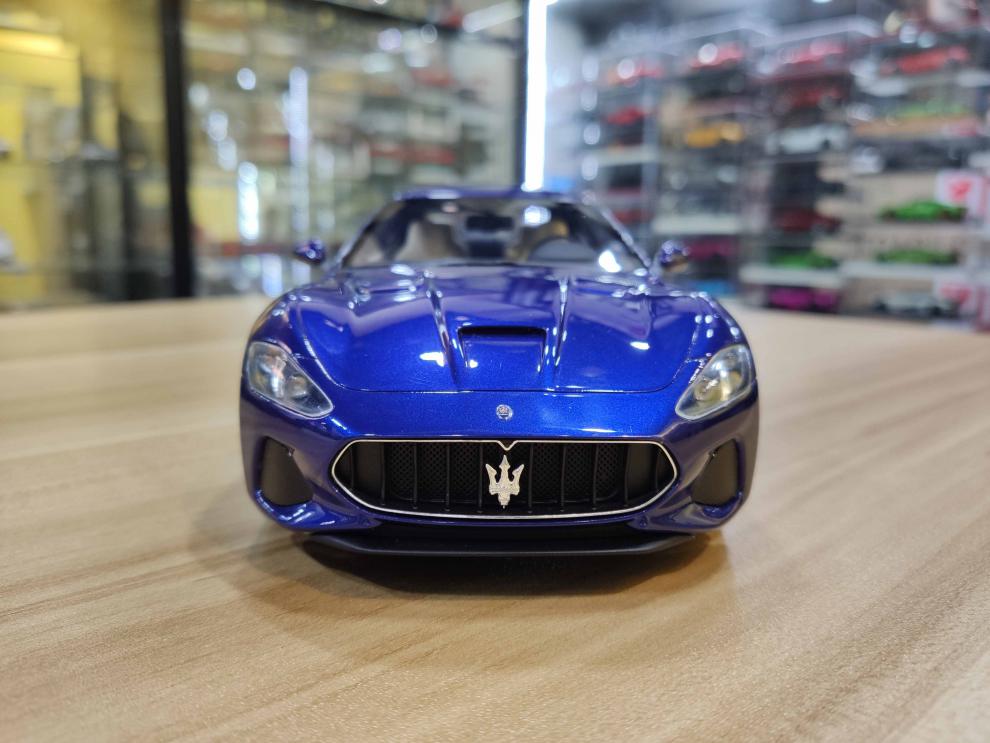 1/18 玛莎拉蒂 gt gran turismo 仿真汽车模型生日礼物 蓝色