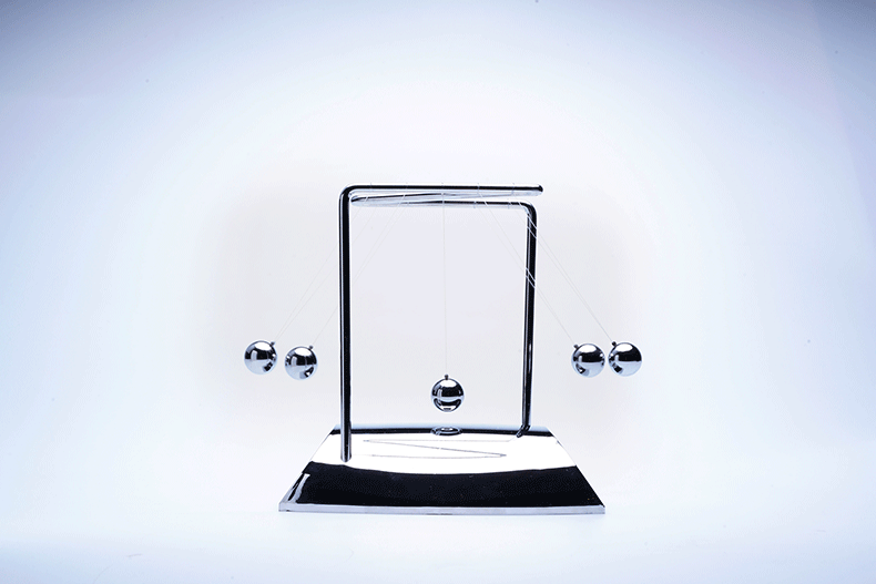 ulknn 新品永牛顿摆球球碰碰球创意办公室桌面装饰客厅摆件工艺品动