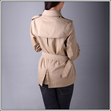 BURBERRY 巴宝莉 棕色女士短款风衣 381171