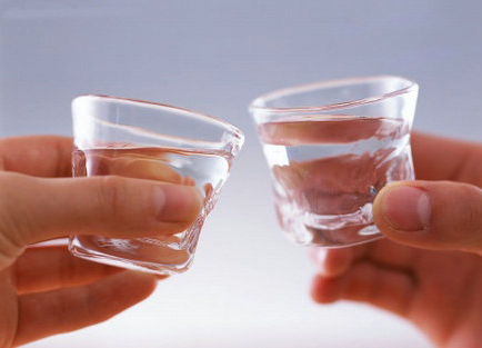 用头孢后绝对不能喝酒 – 京东商城