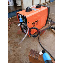 车身喷漆钣金时使用了哪些焊接工具？