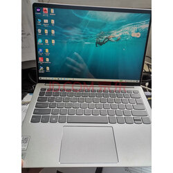 13寸笔记电脑多大