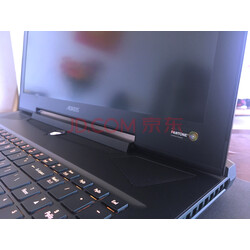笔记本(gtx1080 i7-8850h 16g 512gssd 1t 144hz gsync fhd rgb键盘)