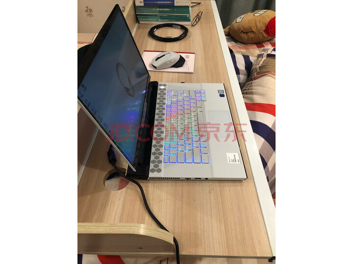外星人Alienware m15 15.6英寸游戏笔记本电脑怎么样【用户吐槽】质量内幕详情 首页推荐 第9张