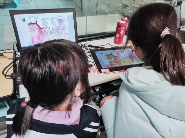 真实剖析Wacom和冠数位屏新帝Cintiq创意液晶数位板DTK2260配置差不差？内情优缺点实测 对比评测 第5张