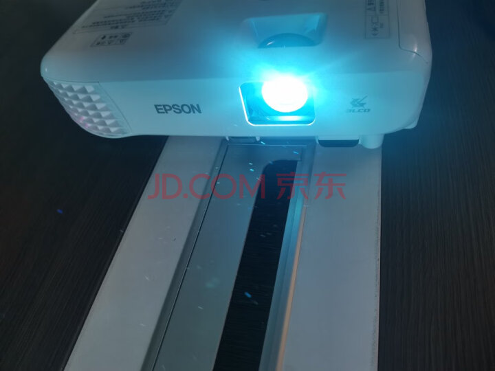 爱普生（EPSON）CB-E01 投影仪质量配置高？优缺点深度测评 对比评测 第4张