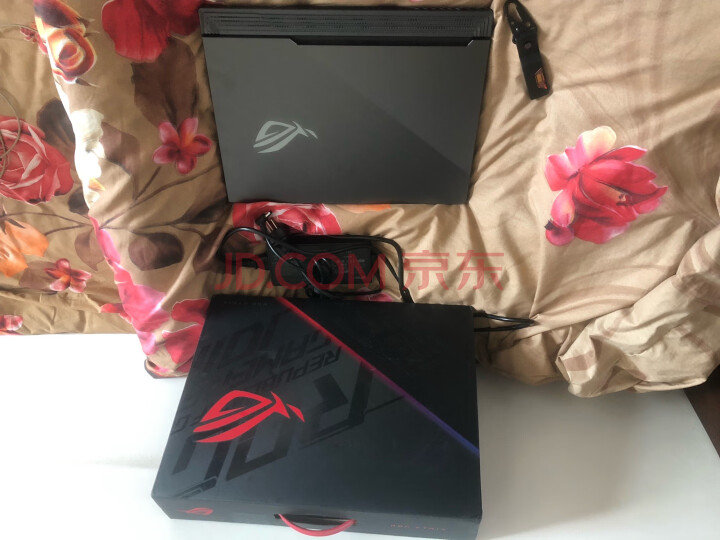 ROG 枪神3游戏笔记本电脑质量众测怎么样呢???来说说质量优缺点如何 首页推荐 第5张-商情88推广网