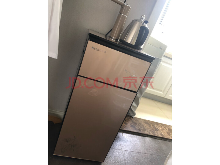美菱(MeiLing)立式温热型饮水机C211怎么样,性能同款比较评测揭秘 首页推荐 第6张-商情88推广网