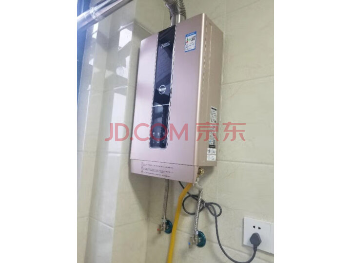 万家乐 16升零冷水燃气热水器JSQ30-D9质量众测怎么样呢？？？官方媒体优缺点评测详解 首页推荐 第6张