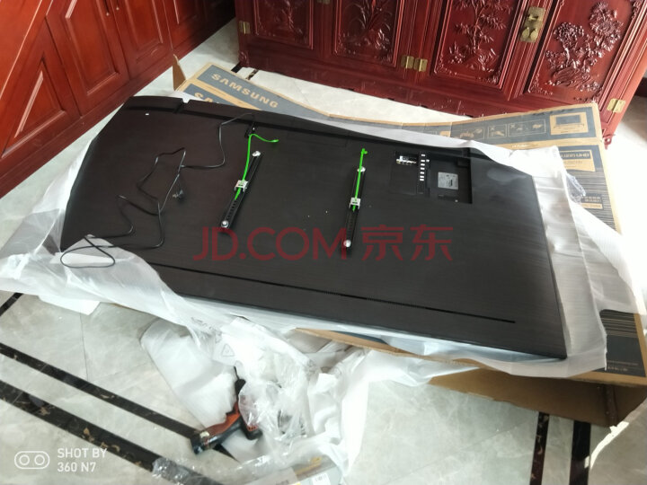 三星(SAMSUNG)UA75RU7700JXXZ网络智能液晶电视机质量众测怎么样呢???质量如何,网上的和实体店一样吗 首页推荐 第4张-商情88推广网