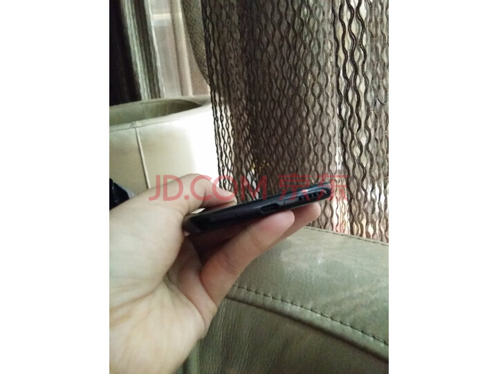 荣耀20 PRO拍照手机怎么样？来说说质量优缺点如何 首页推荐 第5张