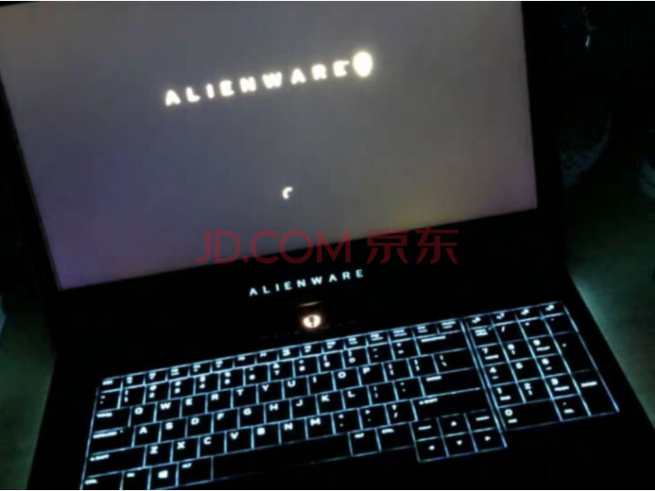 外星人Alienware m15 15.6英寸眼球追踪轻薄游戏笔记本怎么样【独家揭秘】优缺点性能评测详解 首页推荐 第4张