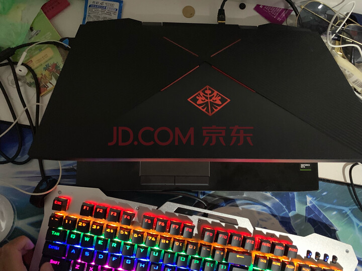 惠普（HP）暗影精灵5代Air电竞版吃鸡暗夜游戏本怎么样？媒体质量评测，优缺点详解 首页推荐 第8张