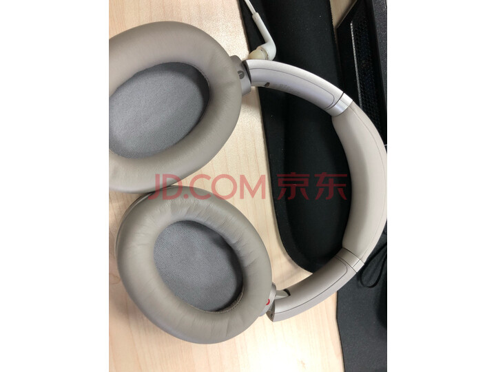 索尼（SONY）WH-1000XM3 高解析度无线蓝牙降噪头戴式耳机怎么样？最新吐槽性能优缺点内幕 首页推荐 第4张