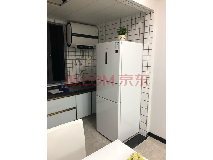 三星 280升风冷无霜智能变频三门冰箱RB27KCFJ0WW SC怎么样？好不好，质量到底差不差呢？ 首页推荐 第4张