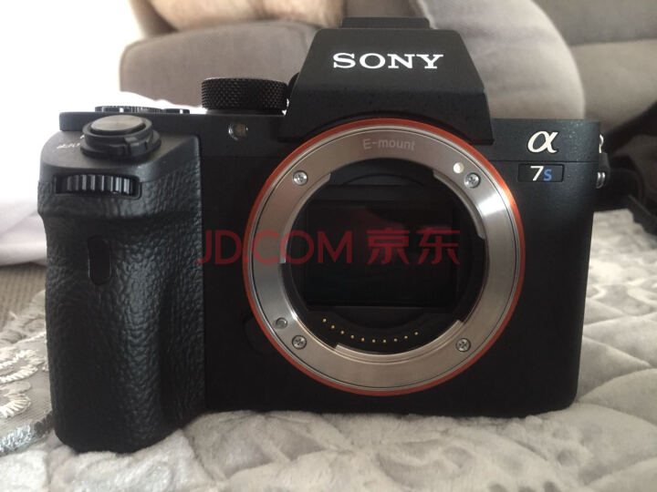 索尼（SONY）Alpha 7S II 全画幅微单数码相机怎么样？质量如何，网上的和实体店一样吗 首页推荐 第6张