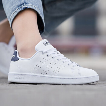 阿迪達(dá)斯（adidas）板鞋-10 