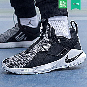 耐克（NIKE）籃球鞋AO2920-003/黑白 前掌zoom氣墊 