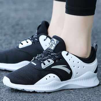 安踏（ANTA）跑步鞋黑/銀色/安踏白 38