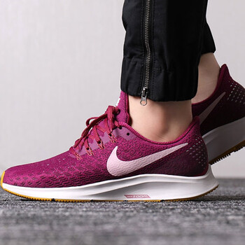 耐克（NIKE）跑步鞋942855-606 