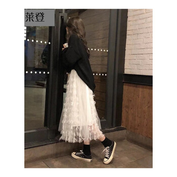 白色提花半身裙