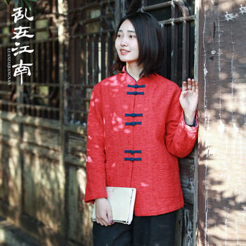 亂在江南 立領(lǐng) 長袖 女 短外套 口袋，紐扣，提花