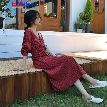 圓領(lǐng)連衣裙，微胖妹子也能美美噠