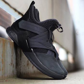 耐克（NIKE）籃球鞋AO4055-002/詹姆斯戰(zhàn)士12  43