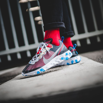 耐克（NIKE）跑步鞋AQ1090-003（黑藍(lán)） 