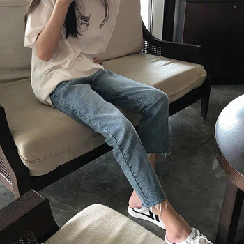 修身高腰牛仔褲，穿出你的小性感