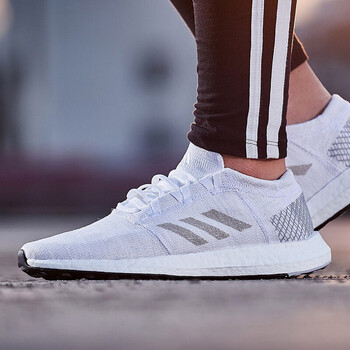 阿迪達斯（Adidas）跑步鞋AH2311 白/灰 