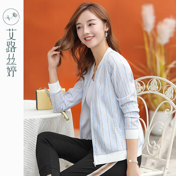 寬松修身長(zhǎng)袖外套，時(shí)髦又減齡