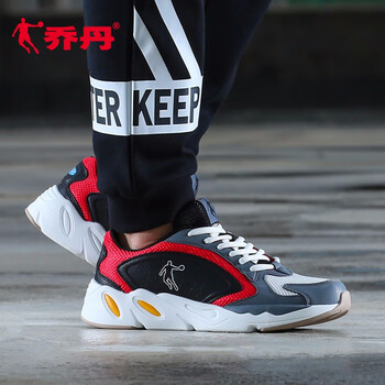 輕便氣墊跑鞋，讓你的運(yùn)動(dòng)更舒適