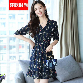 甜美蕾絲裙，打造百變小仙女范