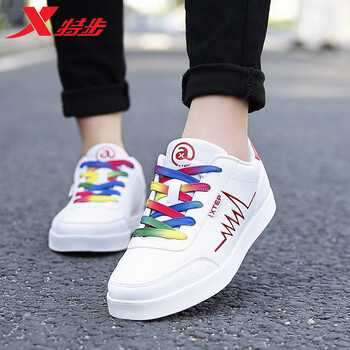 特步（XTEP）跑步鞋白紅（女款） 