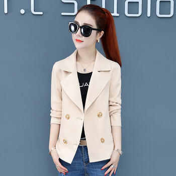 長(cháng)腿型男，寬松連衣裙顯氣質(zhì)